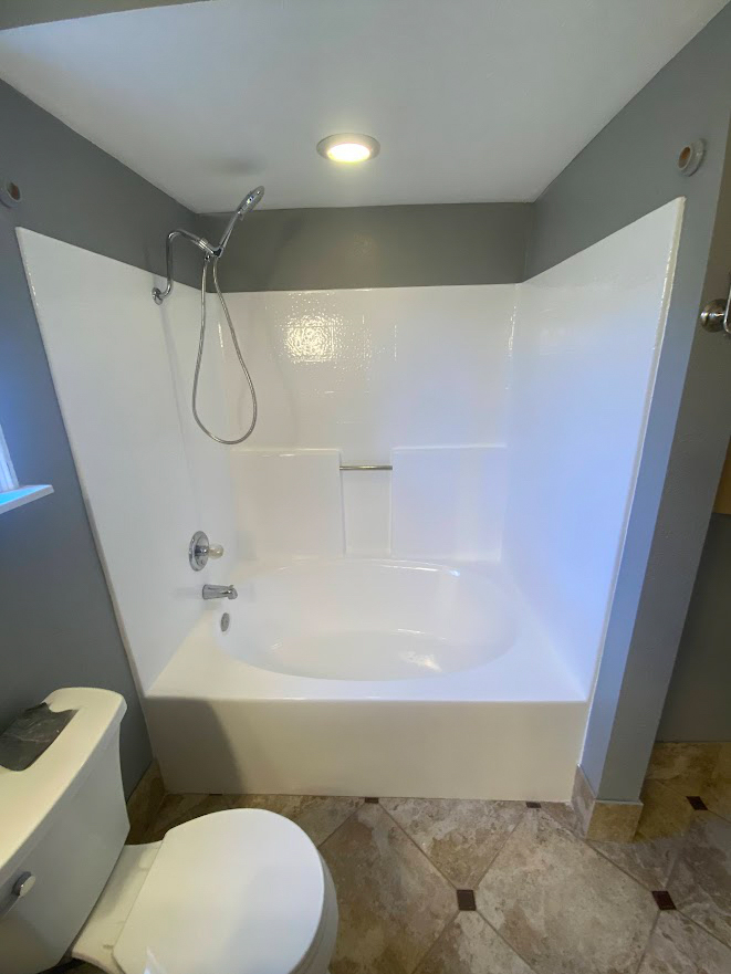 tile refinishing project completed by 24hour Bath