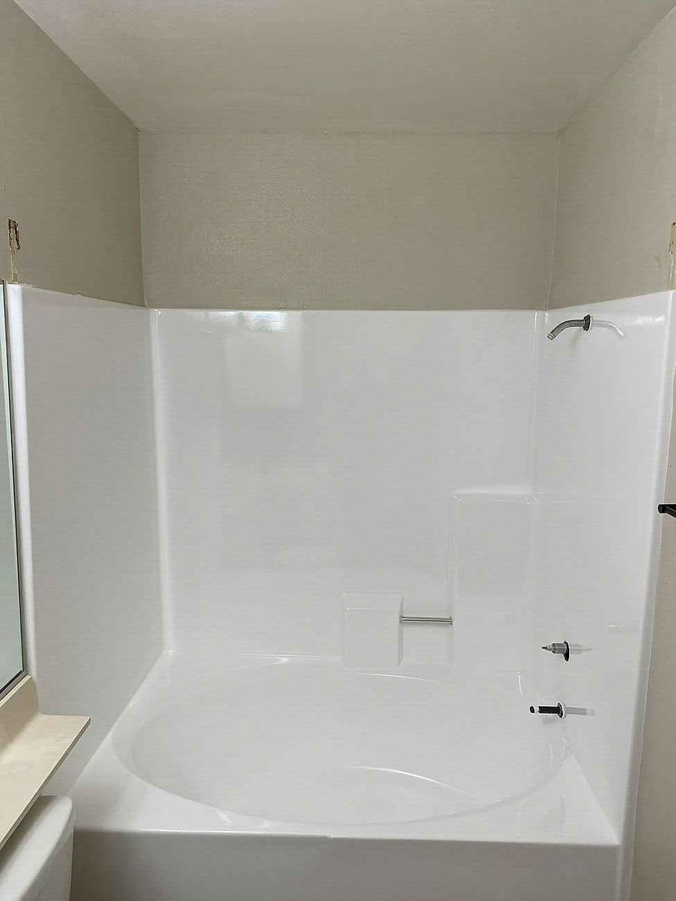 24hour Bath bathroom surface refinishing in a Santa Ana home