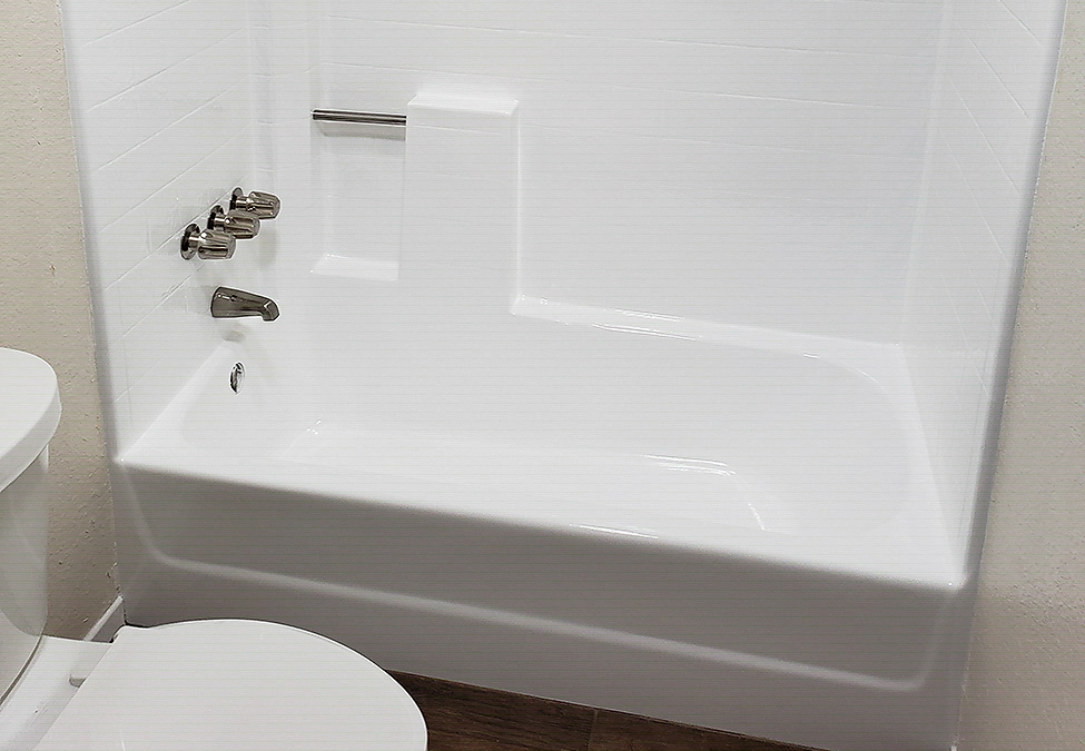 What Affects Bathtub Refinishing Cost By Surface Type